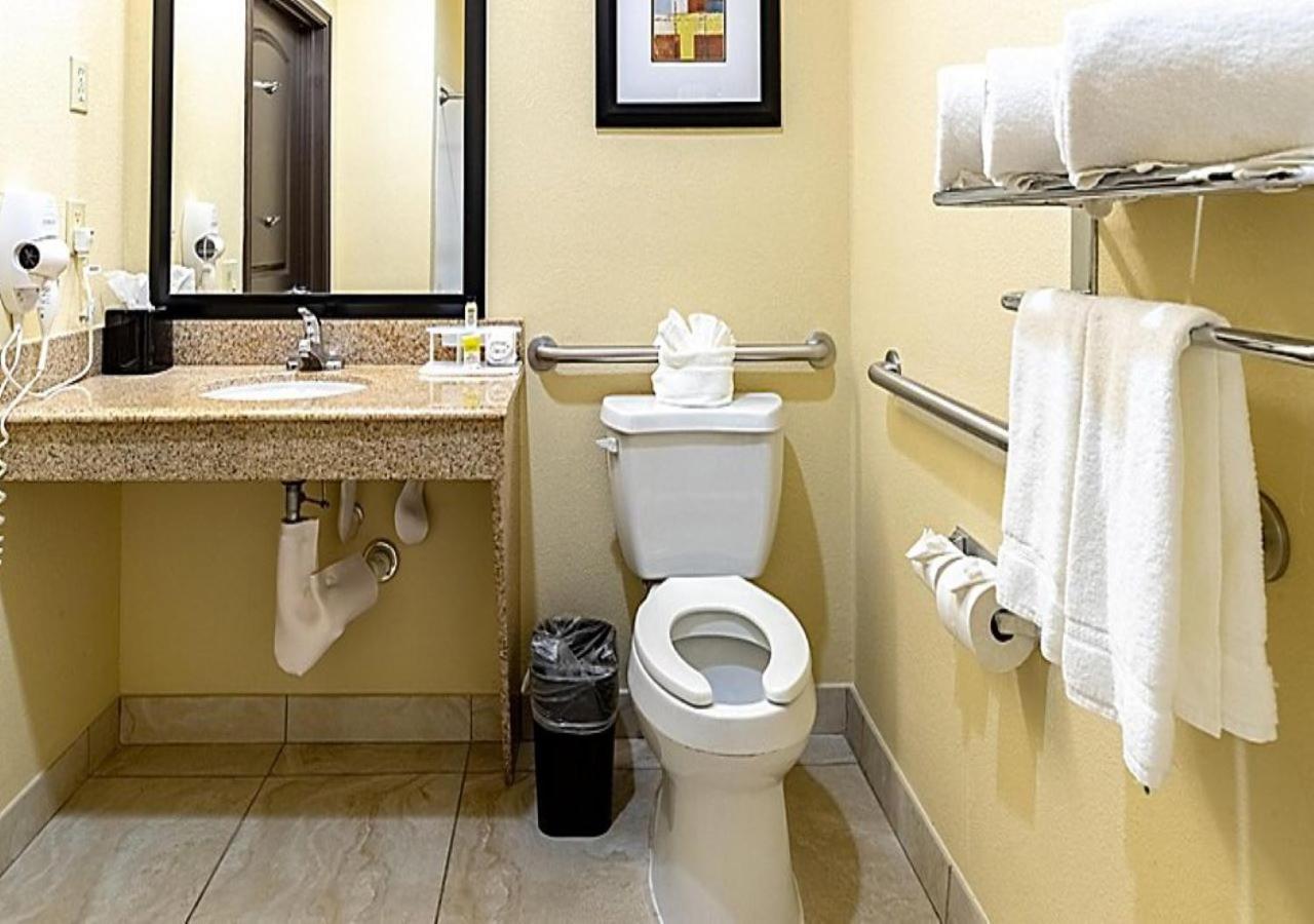 Holiday Inn Express & Suites Houston South - Near Pearland By Ihg 외부 사진